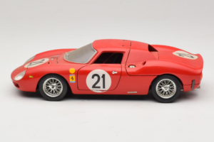 Ferrari 250 LM #21 M. Gregory / J. Rindt 24 Hours of Le Mans 1965 Bburago 1:18 3033-P2 Metal — zdjęcie 4 z 8