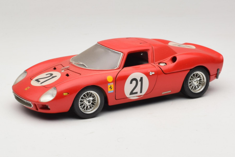 Ferrari 250 LM #21 M. Gregory / J. Rindt 24 Hours of Le Mans 1965 Bburago 1:18 3033-P2 Metal