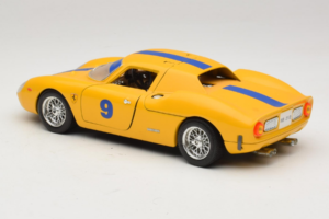 Ferrari 250 LM #9 Żółty 1965 Bburago 1:18 3033-Y1 Metal — zdjęcie 7 z 8