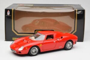 Ferrari 250 Le Mans Czerwony Bburago 1:18 3033 Metal — zdjęcie 8 z 8