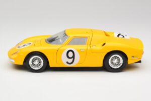 Ferrari 250 LM #21 M. Gregory / J. Rindt NART 24 Hours of Le Mans Winner 1965 Hot Wheels 1:18 25729 Metal — zdjęcie 4 z 8