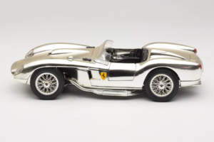 Ferrari 250 Testa Rossa Chrome Srebrny Bburago 1:18 3007-C1 Metal — zdjęcie 4 z 8