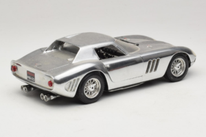 Ferrari 275 GTB Chrome Srebrny Guiloy 1:18 B004 Metal — zdjęcie 3 z 8