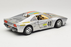 Ferrari 288 GTO #40 Srebrny 1984 Bburago 1:18 3027-S1 Metal — zdjęcie 3 z 8