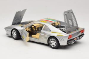 Ferrari 288 GTO #40 Srebrny 1984 Bburago 1:18 3027-S1 Metal — zdjęcie 5 z 8