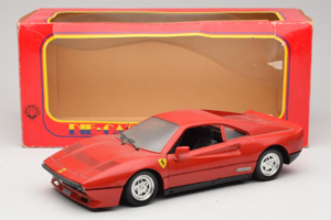 Ferrari 288 GTO Czerwony Tonka 1:18 3233 Metal — zdjęcie 8 z 8