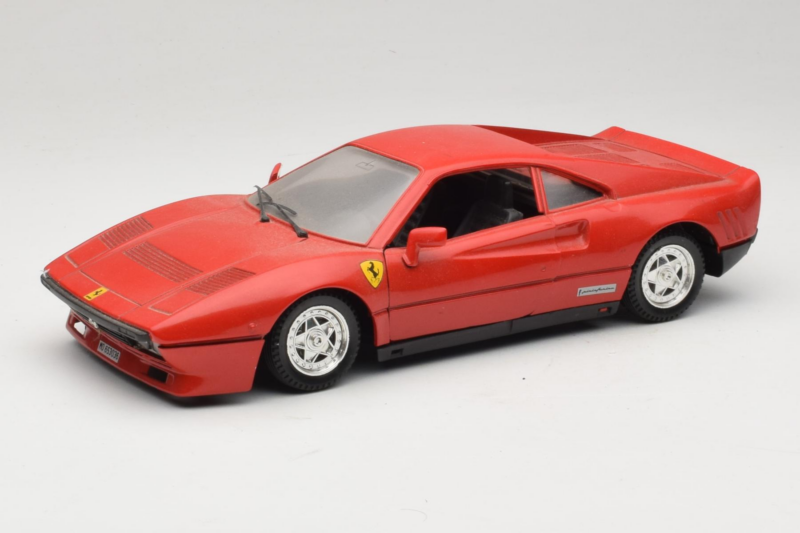 Ferrari 288 GTO Czerwony Tonka 1:18 3233 Metal