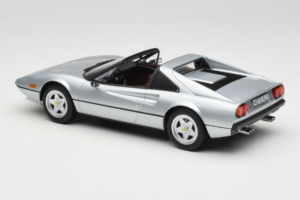 Ferrari 308 GTS Srebrny Norev 1:18 187934 Metal — zdjęcie 6 z 7