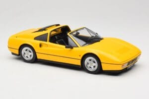 Ferrari 328 GTS Żółty KK-Scale 1:18 KKDC180552 Metal — zdjęcie 4 z 6