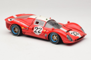 Ferrari 330 P4 #22 Scuderia Filipinetti Poor Condition 1967 Revell 1:18 48825-P1 Metal — zdjęcie 6 z 8