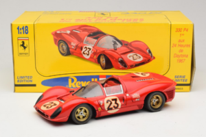 Ferrari 330 P4 #23 L. Bandini / C. Amon 24 Hours of Daytona Winner 1967 Revell 1:18 48833 Metal — zdjęcie 8 z 8