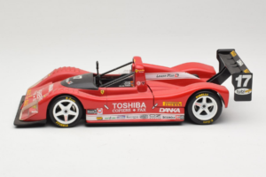 Ferrari 333 SP Toshiba #17 Velez / Taylor 2000 Hot Wheels 1:18 29230-P2 Metal — zdjęcie 4 z 8