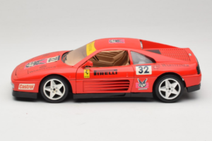 Ferrari 348 TB #32 Pirelli Czerwony 1989 Bburago 1:18 3039-P1 Metal — zdjęcie 4 z 8