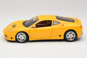 Ferrari 360 Modena 25 Jahre FMC Żółty Bburago 1:18 3358-Y1 Metal — zdjęcie 4 z 8