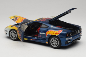 Ferrari 360 Modena Challenge #5 Hot Wheels Purple Fire Livery 1999 Bburago 1:18 29619 Metal — zdjęcie 5 z 8