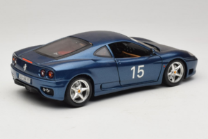 Ferrari 360 Modena #15 Edycja Limitowana Niebieski Metalik Bburago 1:18 3358-F1 Metal — zdjęcie 3 z 8
