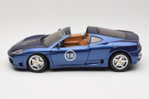 Ferrari 360 Modena Targa Edycja Limitowana 333 szt Fioletowy Metalik Bburago 1:18 3348-F1 Metal — zdjęcie 4 z 8