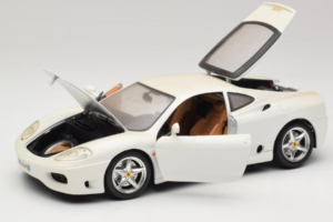 Ferrari 360 Modena Biały Bburago 1:18 3368-W1 Metal — zdjęcie 2 z 8