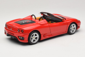 Ferrari 360 Spider Czerwony Hot Wheels 1:18 27774-M1 Metal — zdjęcie 3 z 8