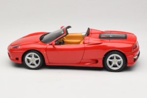 Ferrari 360 Spider Czerwony Hot Wheels 1:18 27774-M1 Metal — zdjęcie 4 z 8