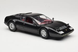 Ferrari 365 GT4/BB Czarny Kyosho 1:18 08173K Metal — zdjęcie 6 z 8