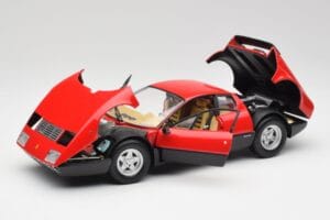 Ferrari 365 GT4/BB Czerwony Kyosho 1:18 08173R Metal — zdjęcie 2 z 8