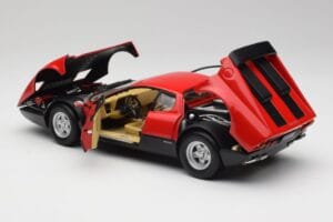 Ferrari 365 GT4/BB Czerwony Kyosho 1:18 08173R Metal — zdjęcie 5 z 8