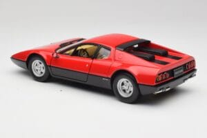 Ferrari 365 GT4/BB Czerwony Kyosho 1:18 08173R Metal — zdjęcie 7 z 8