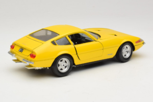 Ferrari 365 GTB/4 Daytona Żółty Techno Giodi 1:18 40011-Y1 Metal — zdjęcie 2 z 7