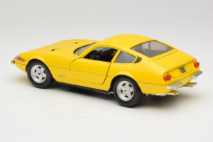Ferrari 365 GTB/4 Daytona Żółty Techno Giodi 1:18 40011-Y1 Metal — zdjęcie 6 z 7