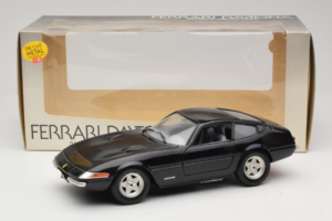 Ferrari 365 GTB/4 Daytona Czarny Techno Giodi 1:18 40011-B2 Metal — zdjęcie 8 z 8