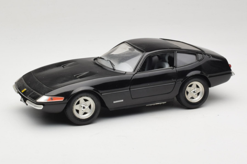 Ferrari 365 GTB/4 Daytona Czarny Techno Giodi 1:18 40011-B2 Metal