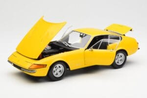 Ferrari 365 GTB/4 Daytona Żółty Kyosho 1:18 08162Y Metal — zdjęcie 2 z 8