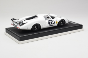 Ferrari 365 P2 #28 M. Gregory / J. Schlesser NART 24 Hours of Daytona 1967 Biały AB Models 1:18 REMC019 Żywica — zdjęcie 3 z 6