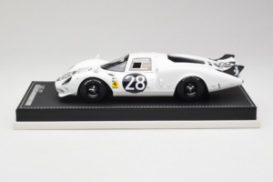 Ferrari 365 P2 #28 M. Gregory / J. Schlesser NART 24 Hours of Daytona 1967 Biały AB Models 1:18 REMC019 Żywica