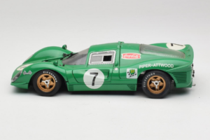 Ferrari 412P #7 Zielony 24 Hours of Daytona 1967 Eagles Race 1:18 37000 Metal — zdjęcie 4 z 8