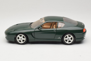 Ferrari 456 GT Ciemnozielony Bburago 1:18 3046-GR1 Metal — zdjęcie 4 z 8