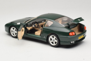 Ferrari 456 GT Ciemnozielony Bburago 1:18 3046-GR1 Metal — zdjęcie 5 z 8