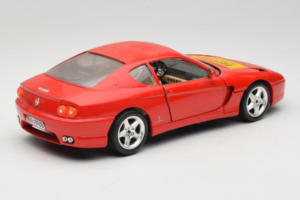 Ferrari 456 GT Ferrari Model Club Czerwony Bburago 1:18 3036-P1 Metal — zdjęcie 3 z 8