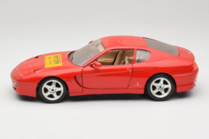 Ferrari 456 GT Ferrari Model Club Czerwony Bburago 1:18 3036-P1 Metal — zdjęcie 4 z 8