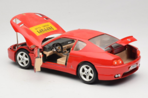 Ferrari 456 GT Ferrari Model Club Czerwony Bburago 1:18 3036-P1 Metal — zdjęcie 5 z 8