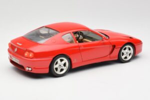Ferrari 456 GT Czerwony Bburago 1:18 3036-M1 Metal — zdjęcie 3 z 8