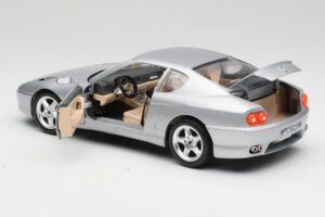 Ferrari 456 GT Srebrny Bburago 1:18 3036-M2 Metal — zdjęcie 5 z 8