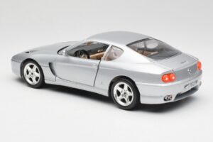 Ferrari 456 GT Srebrny Bburago 1:18 3036-M2 Metal — zdjęcie 7 z 8