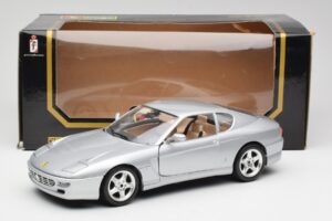 Ferrari 456 GT Srebrny Bburago 1:18 3036-M2 Metal — zdjęcie 8 z 8