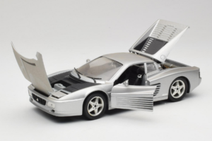 Ferrari 512 TR Srebrny Mira 1:18 6178-B1 Metal — zdjęcie 2 z 8