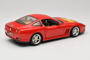 Ferrari 550 Maranello 22 Jahre Ferrari Model Club Czerwony Bburago 1:18 3064-P2 Metal — zdjęcie 3 z 8