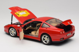 Ferrari 550 Maranello 22 Jahre Ferrari Model Club Czerwony Bburago 1:18 3064-P2 Metal — zdjęcie 5 z 8
