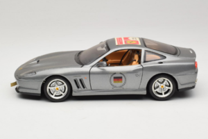 Ferrari 550 Maranello 25 Ferrari Model Club Srebrny Bburago 1:18 3344-S1 Metal — zdjęcie 4 z 7