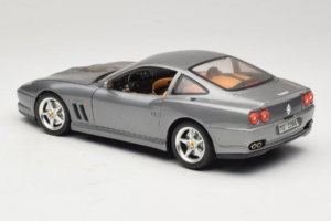 Ferrari 550 Maranello 25 Jahre Ferrari Model Club Srebrny 2. Wersja Bburago 1:18 3064-S1 Metal — zdjęcie 7 z 8